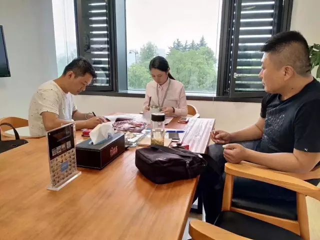 熱烈祝賀泰州姜堰李總、王總簽約創(chuàng)綠家！