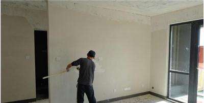 剛開業(yè)四個月的小店關(guān)門歇業(yè)，原因有兩點(diǎn)：一是甲醛超標(biāo)了5倍多，二是老板娘因此流產(chǎn)了……