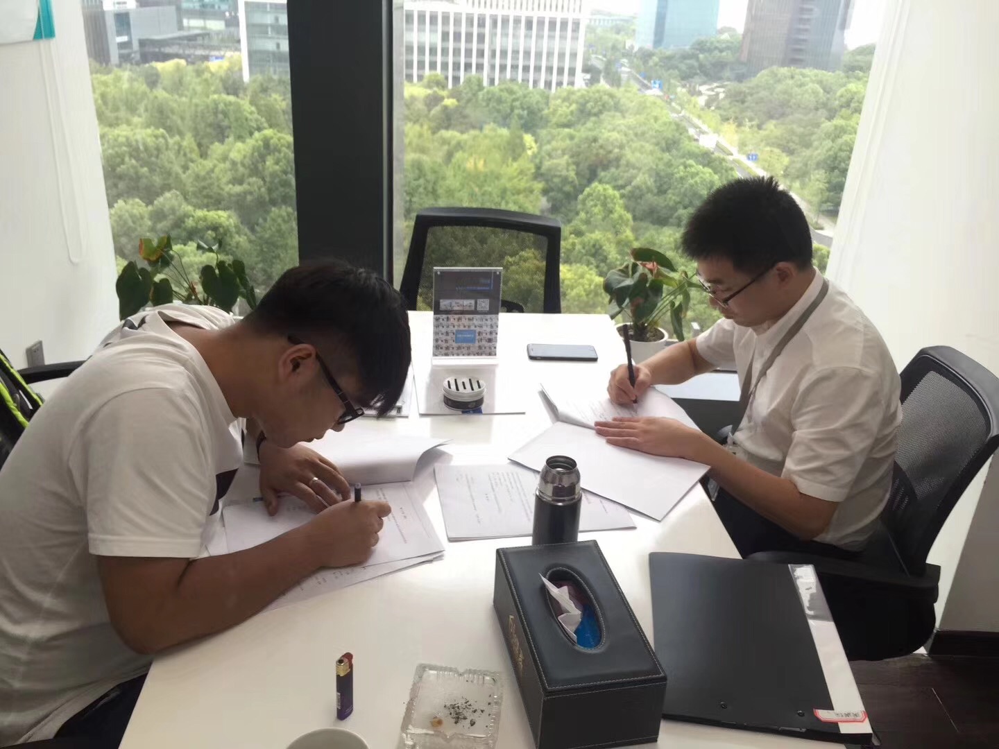 熱烈祝賀王總簽約創(chuàng)綠家福州市區(qū)級代理！