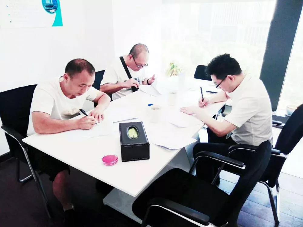 熱烈祝賀曾總簽約創(chuàng)綠家江西省贛州市縣級(jí)代理！