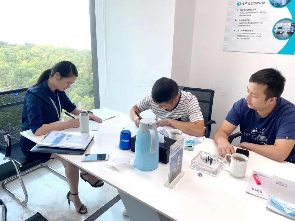 熱烈祝賀王總李總簽約創(chuàng)綠家四川省達(dá)州市區(qū)級(jí)代理！