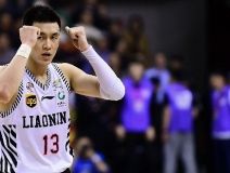 CBA第一得分手發(fā)高燒吸氧0得分 教練：賓館房間新裝修，甲醛中毒導(dǎo)致的！